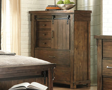 Load image into Gallery viewer, Lakeleigh Signature Design by Ashley Chest of Drawers