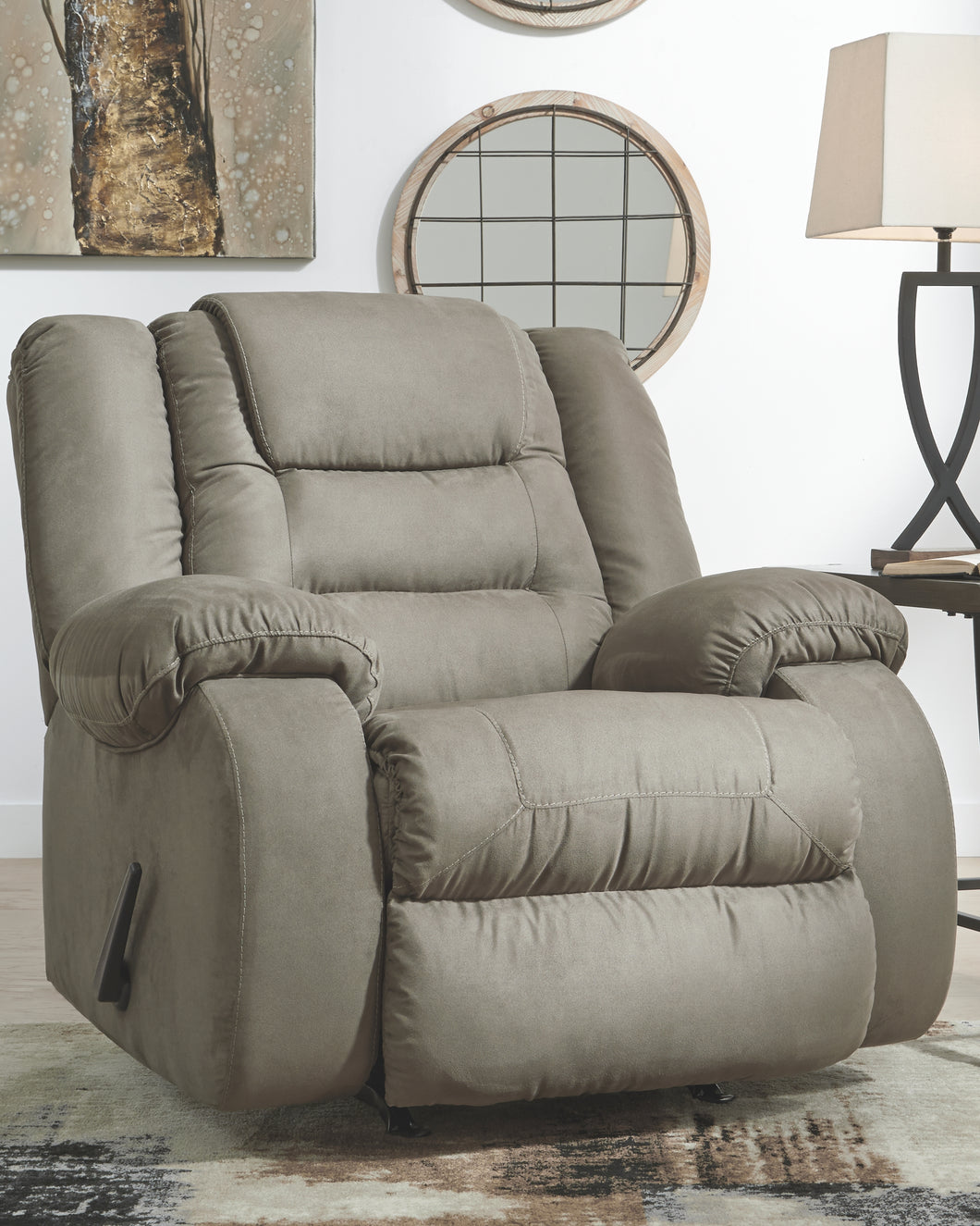 McCade Signature Design by Ashley Recliner