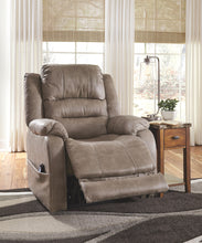 Load image into Gallery viewer, Barling Signature Design by Ashley Recliner

