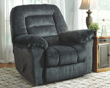 Load image into Gallery viewer, Hengen Signature Design by Ashley Recliner
