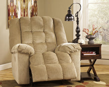 Load image into Gallery viewer, Ludden Signature Design by Ashley Recliner

