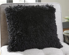 Load image into Gallery viewer, Jasmen Signature Design by Ashley Pillow Set of 4

