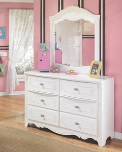Exquisite Signature Design by Ashley Dresser