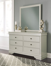 Load image into Gallery viewer, Jorstad Signature Design by Ashley Dresser
