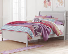 Load image into Gallery viewer, Jorstad Signature Design Youth Bedroom 4-Piece Bedroom Set with 8-inch Memory Foam Mattress
