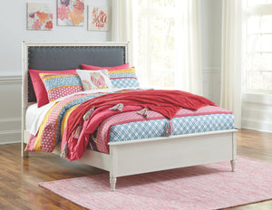 Faelene Signature Design by Ashley Full Upholstered Bed