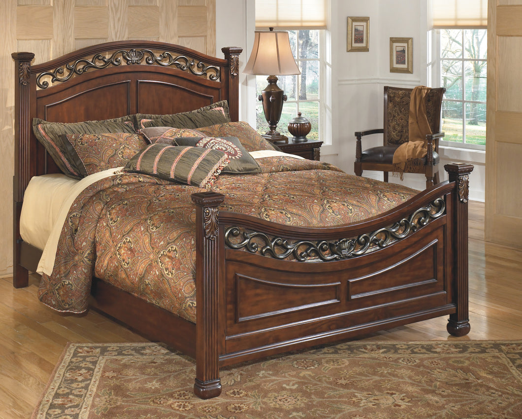 Leahlyn Signature Design by Ashley Queen Panel Bed